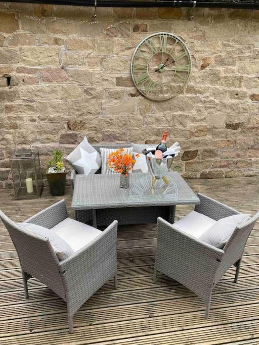 Luxury Peak District 2 Bedroom Boutique Cottage Two Dales Eksteriør billede