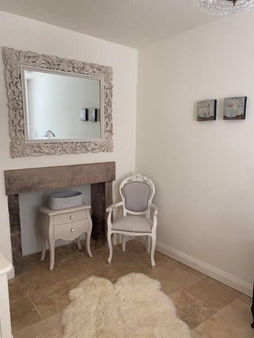 Luxury Peak District 2 Bedroom Boutique Cottage Two Dales Eksteriør billede