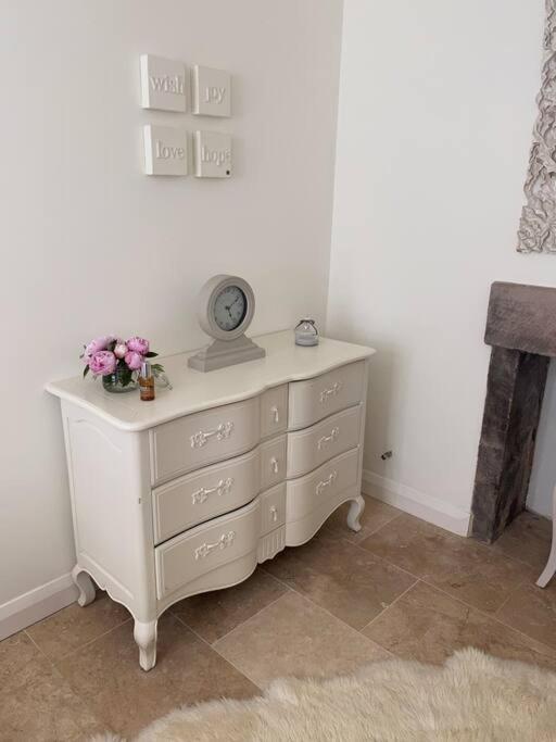 Luxury Peak District 2 Bedroom Boutique Cottage Two Dales Eksteriør billede